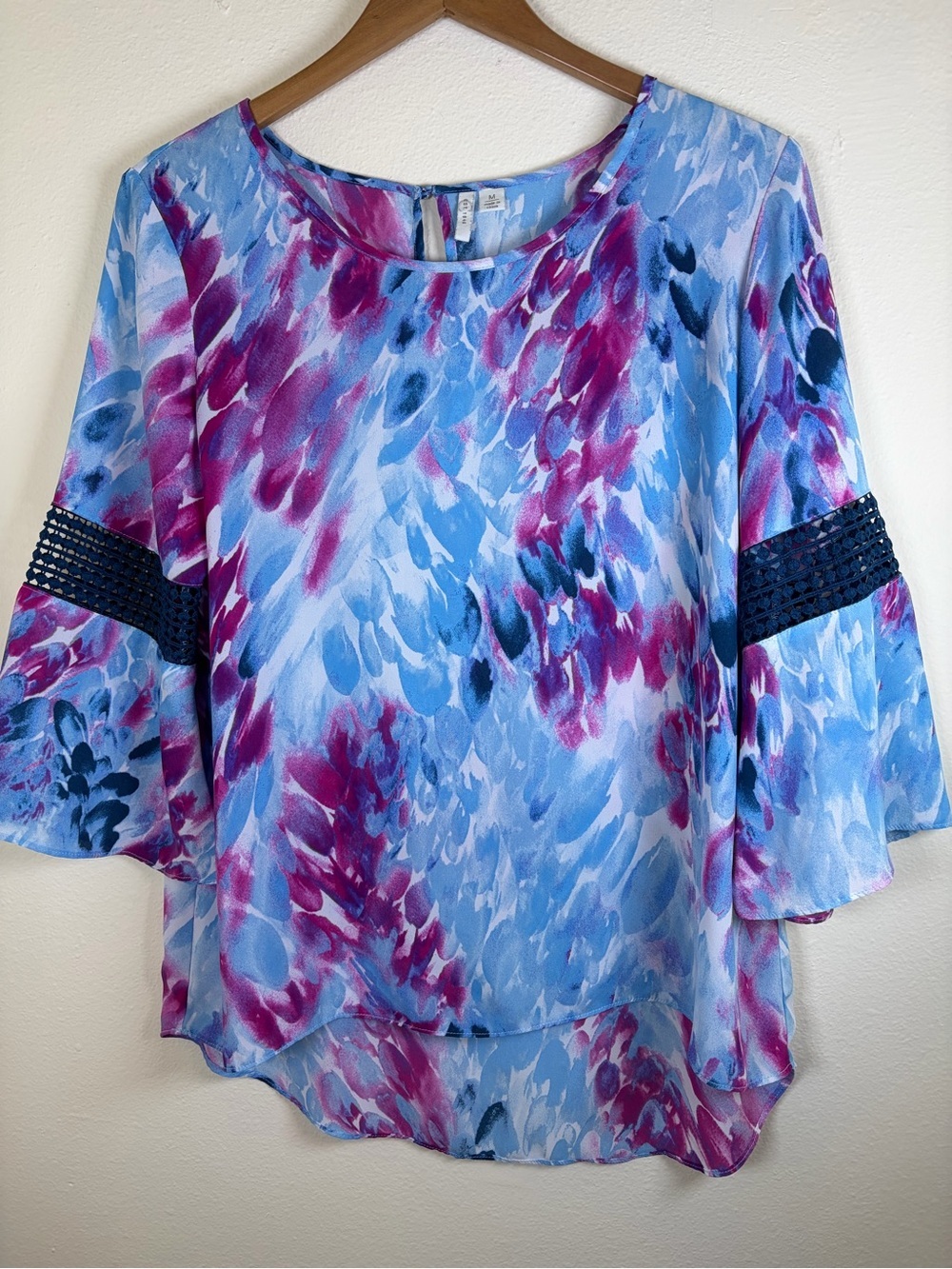 C Est. 1946 Women’s Medium Floral Blouse Blue Purple Bell Sleeve Crochet Boho